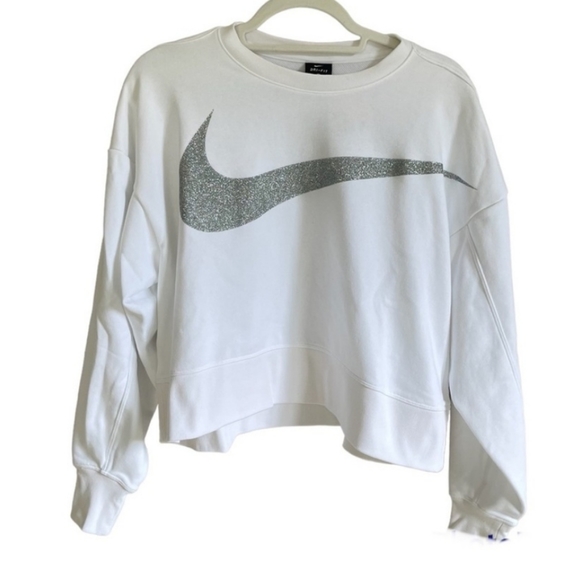 Nike Dri-Fit Cropped Sweatshirt - Picture 6 of 9